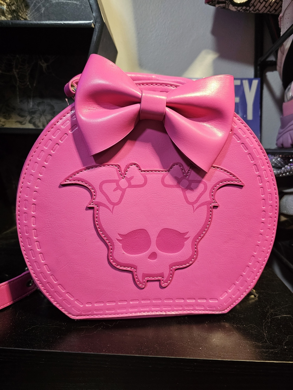 Draculaura Purse - MONSTERS HIGH